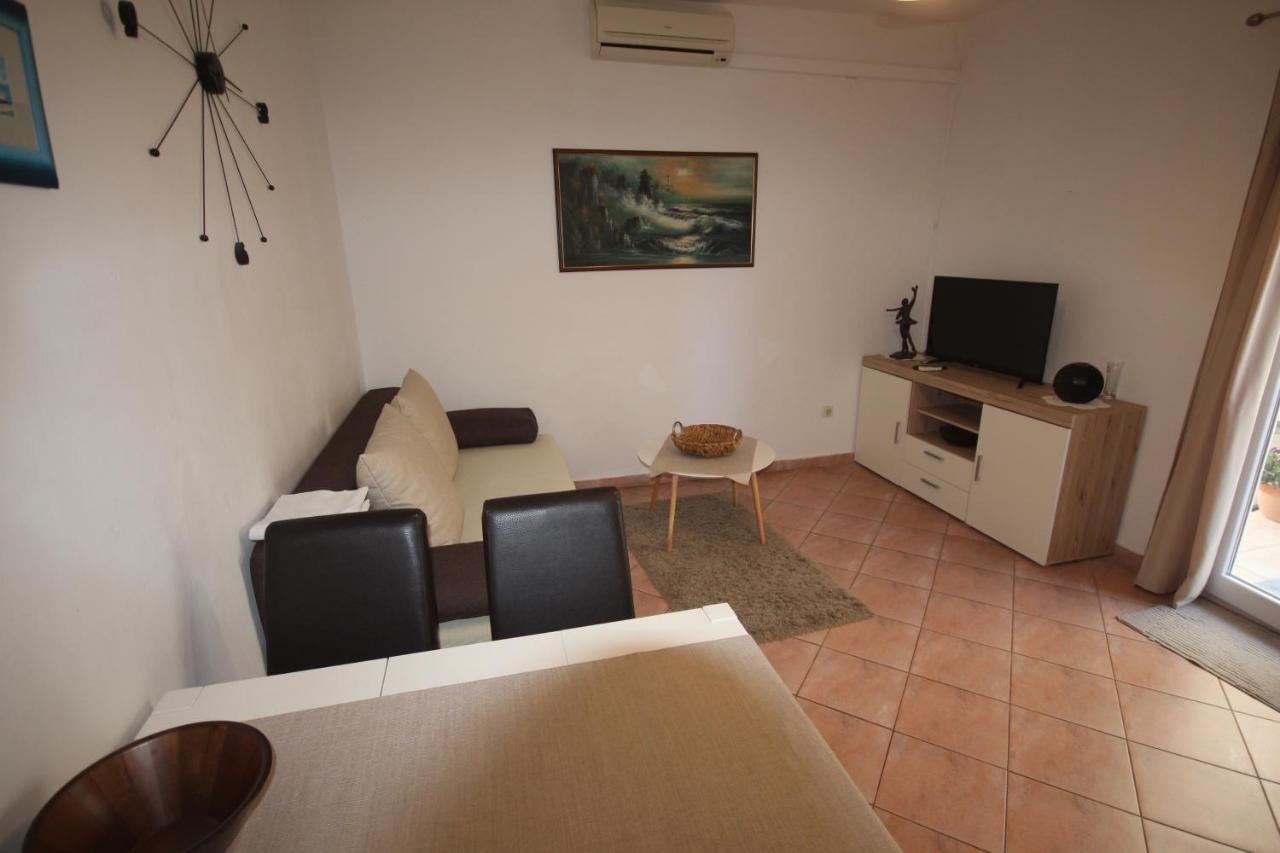 Apartments With A Parking Space Zadar - Diklo, Zadar - 5875 ภายนอก รูปภาพ