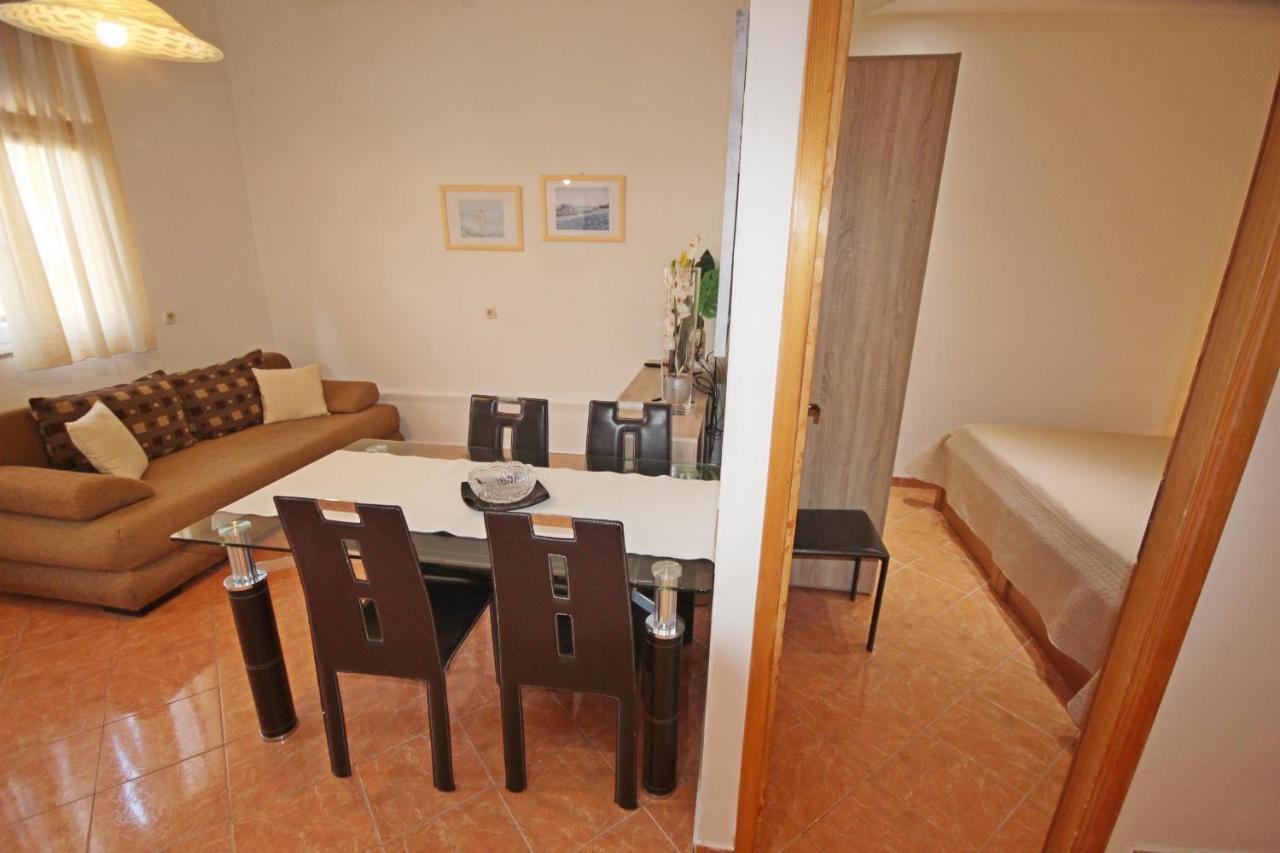 Apartments With A Parking Space Zadar - Diklo, Zadar - 5875 ภายนอก รูปภาพ